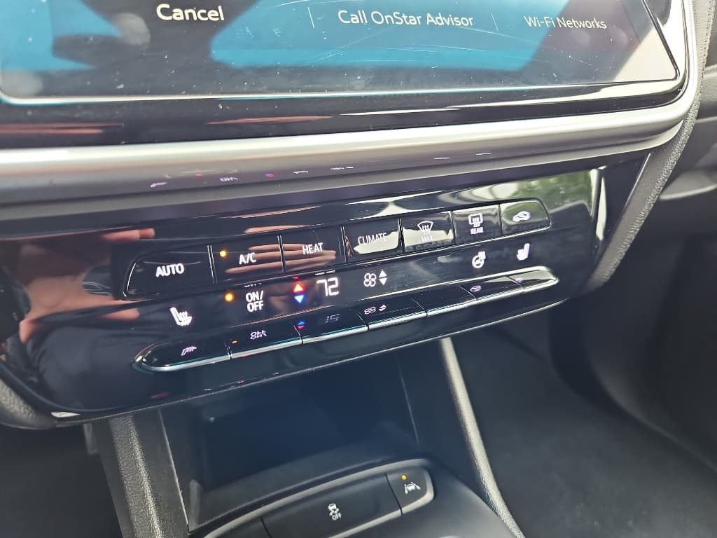 2023 Chevrolet Bolt EV view 15