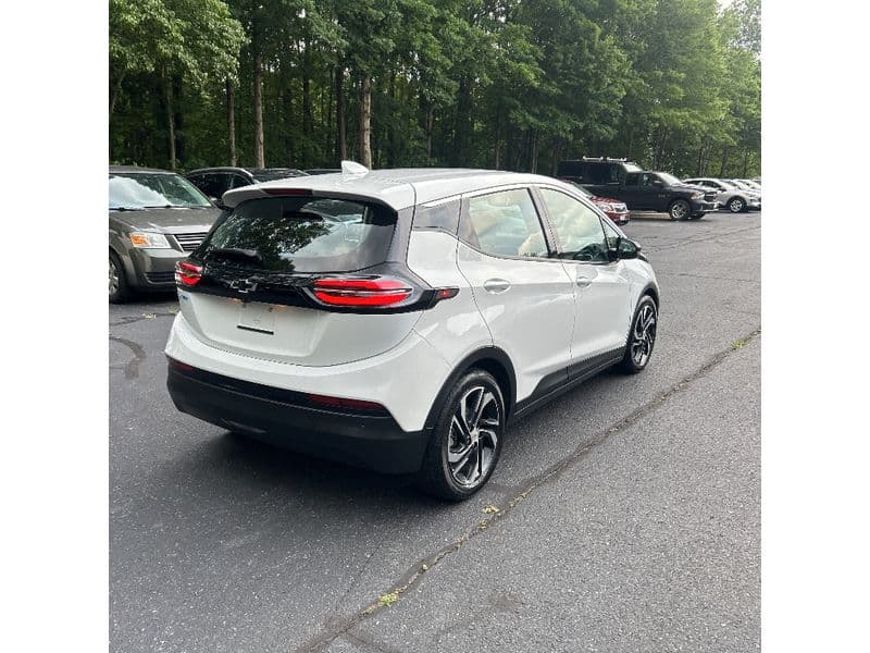 2023 Chevrolet Bolt EV view 5
