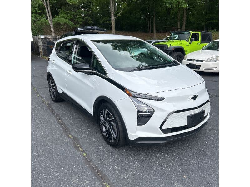 2023 Chevrolet Bolt EV view 7