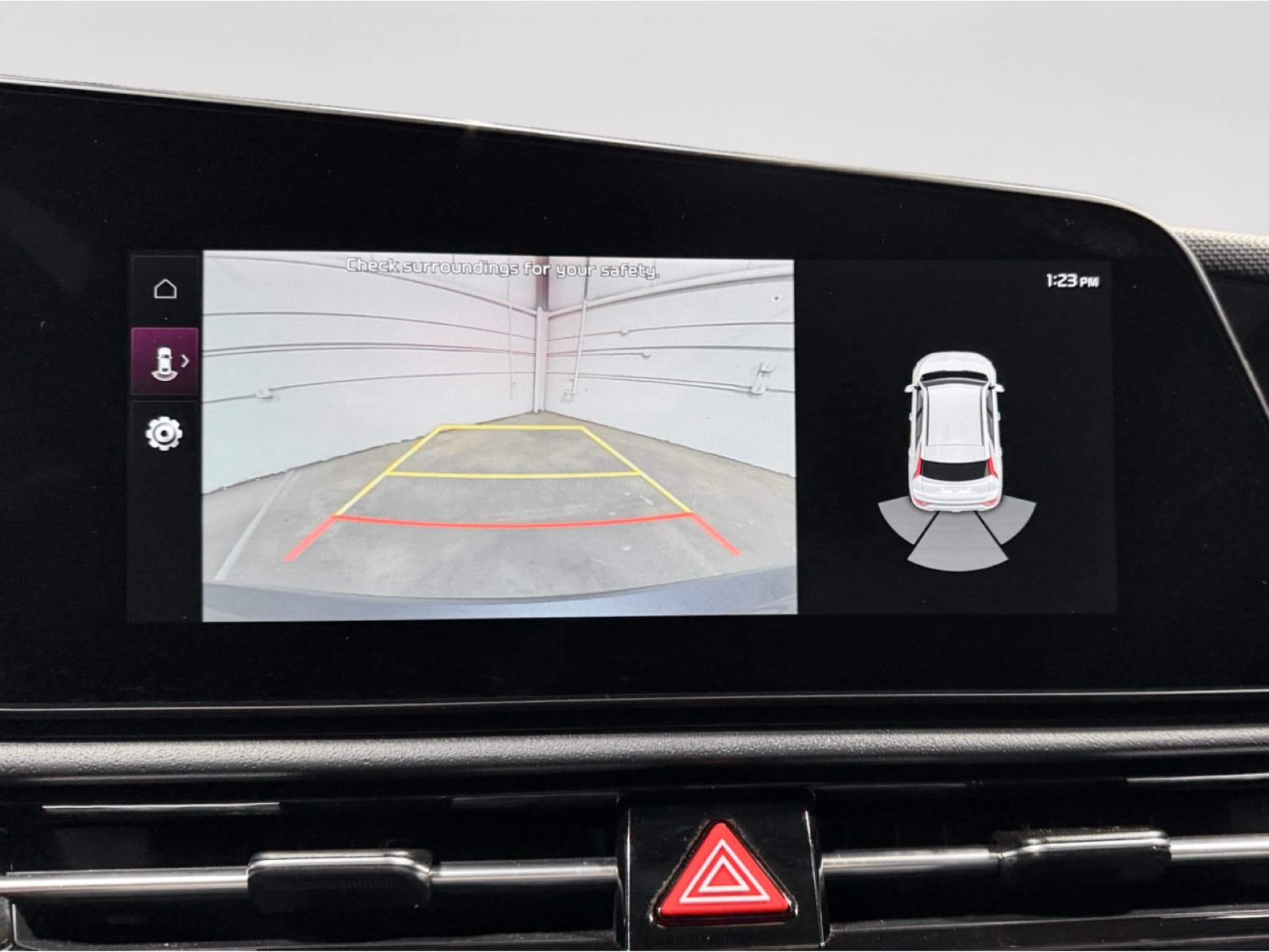 2025 Kia Niro EV view 14
