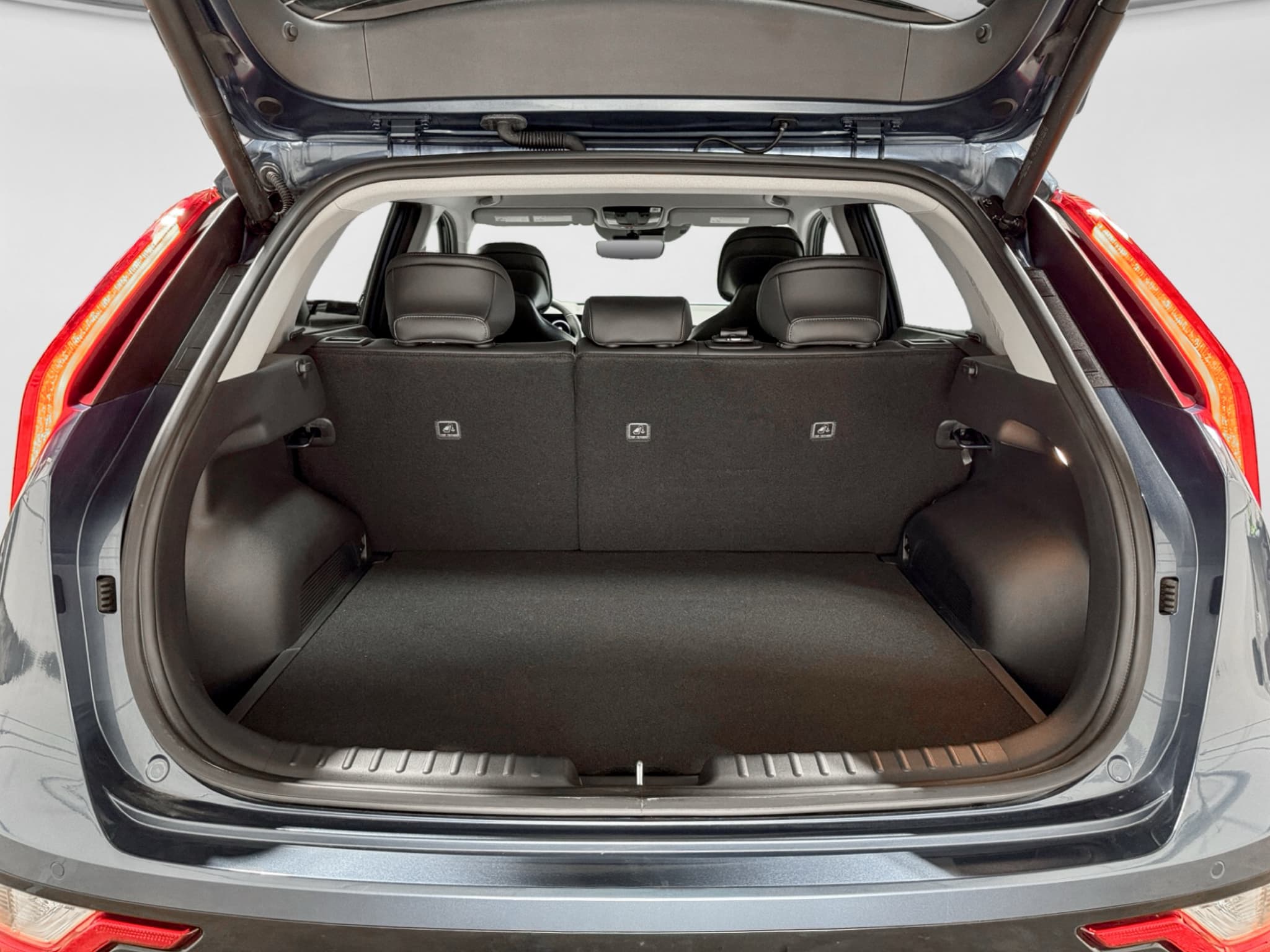 2025 Kia Niro EV view 27