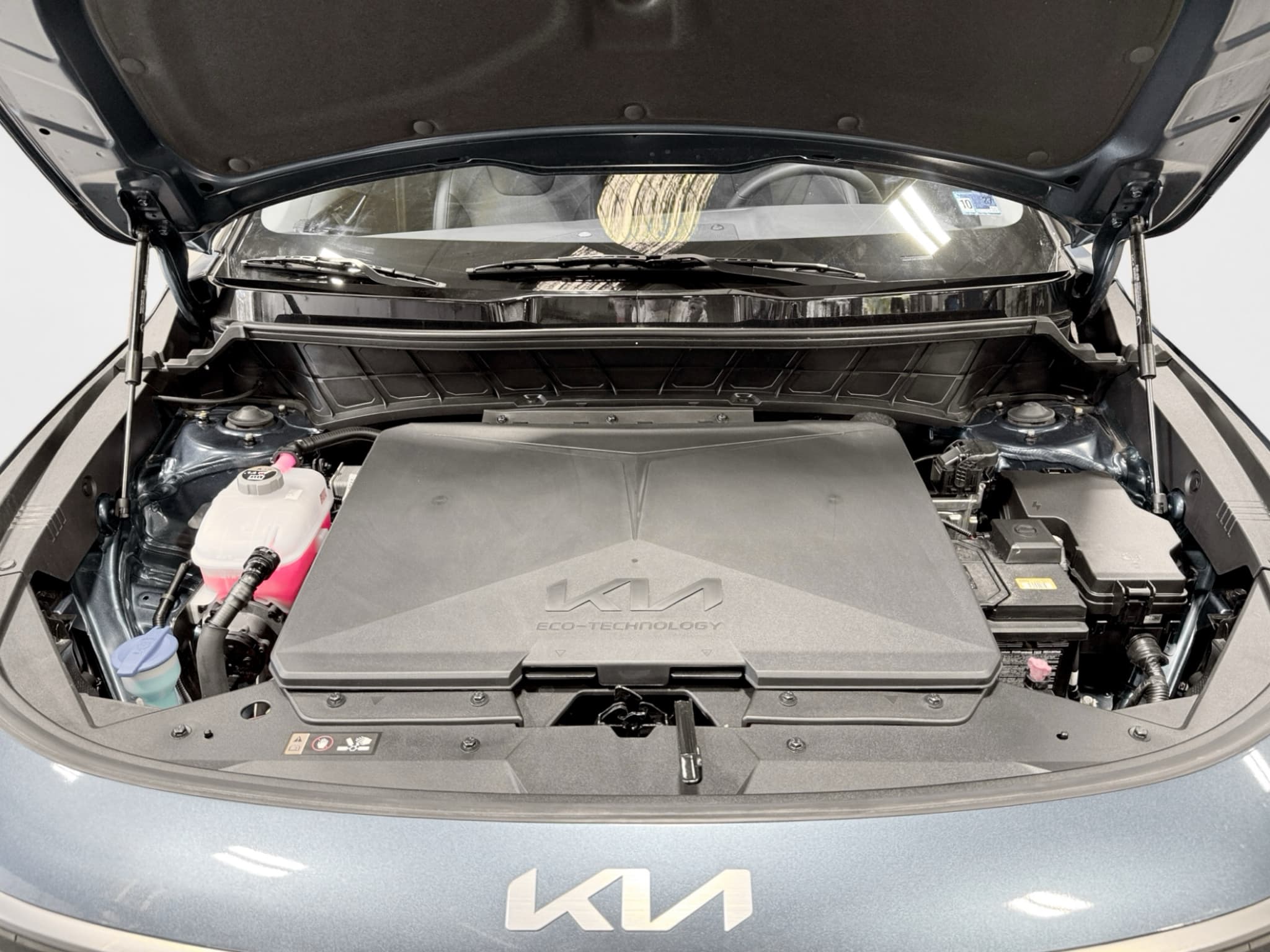 2025 Kia Niro EV view 25