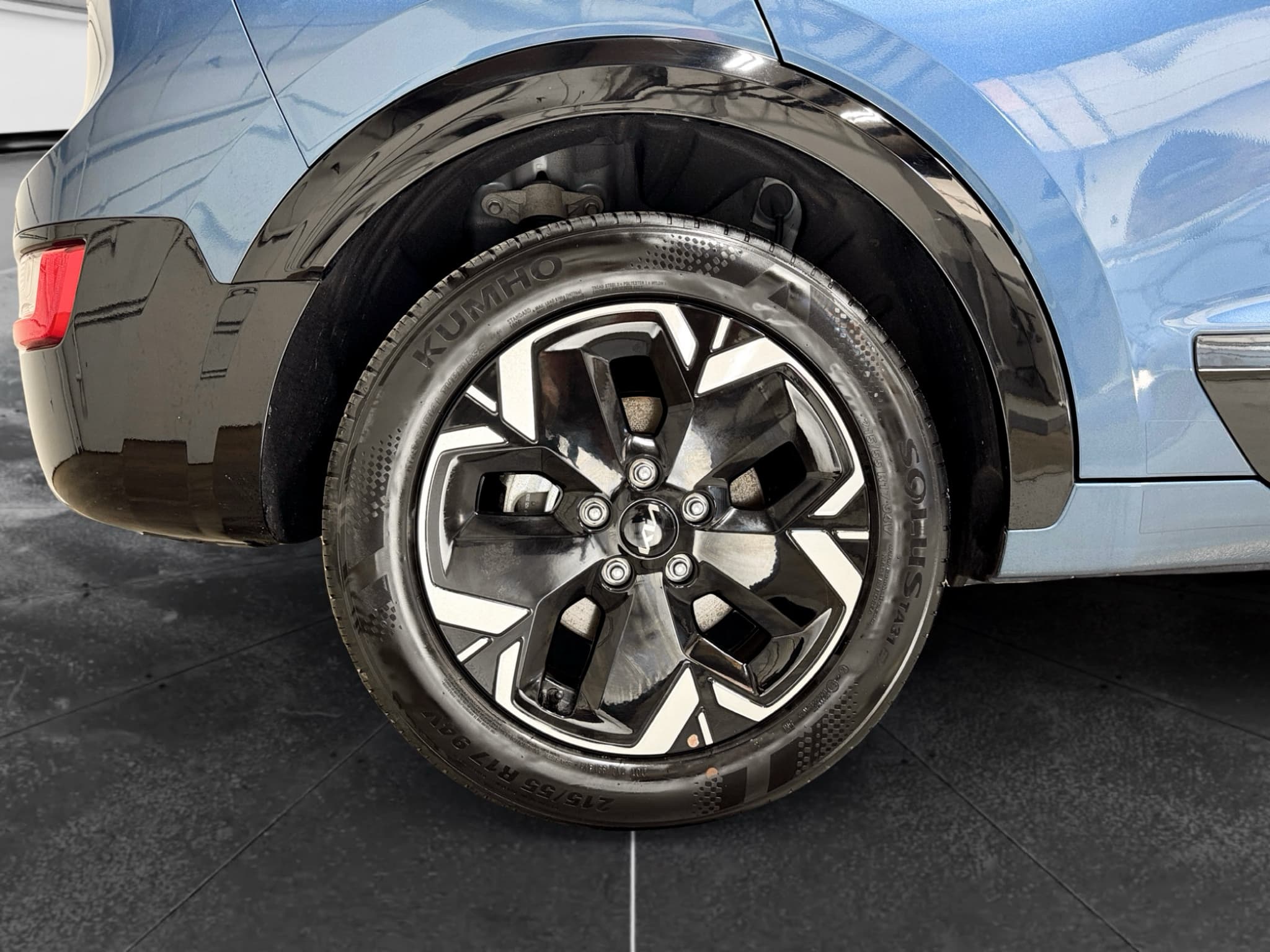 2025 Kia Niro EV view 35