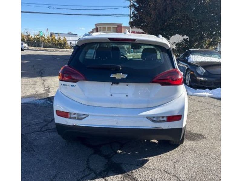 2017 Chevrolet Bolt EV view 5