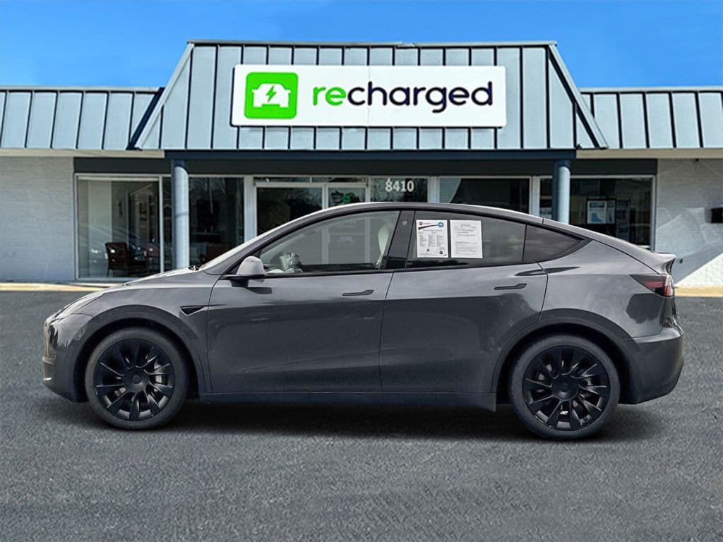 2021 Tesla Model Y view 7