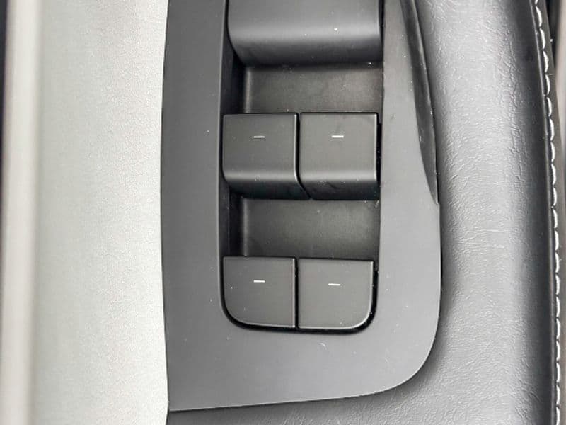 2021 Tesla Model Y view 12