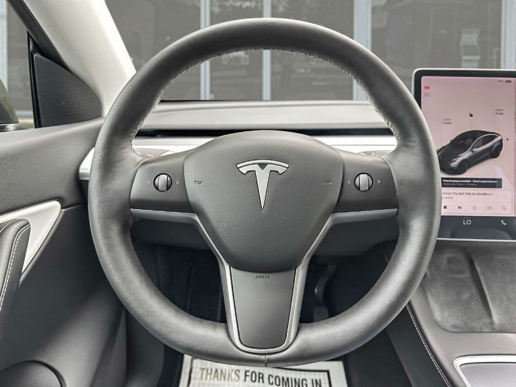 2021 Tesla Model Y view 13