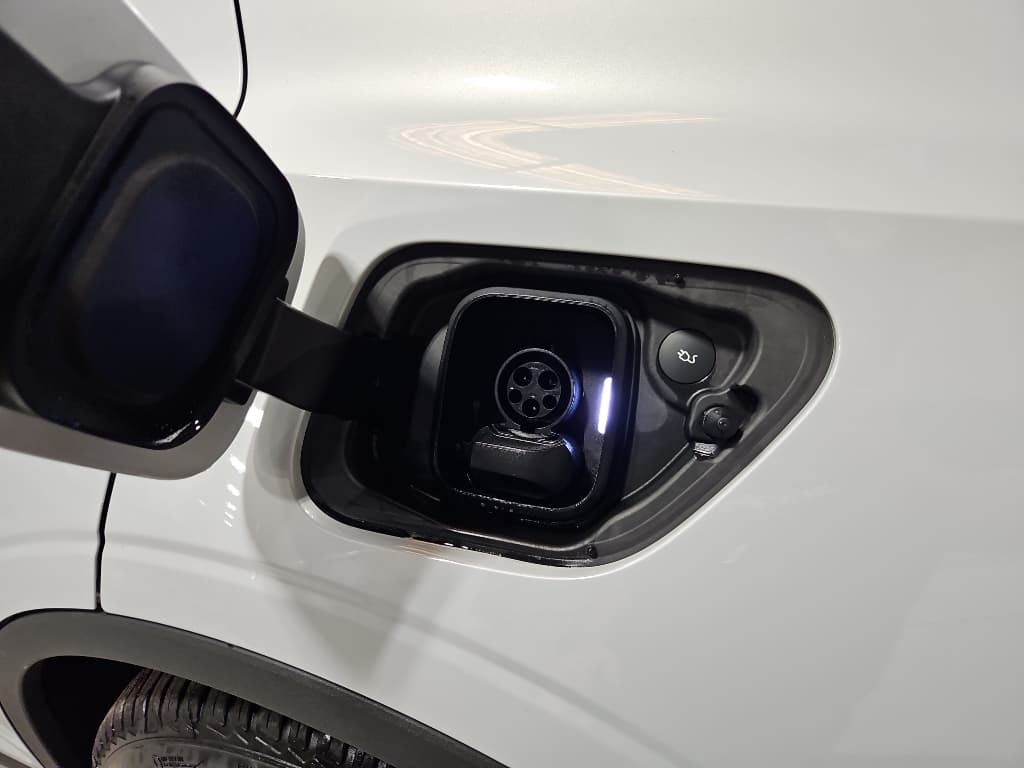 2023 Polestar Polestar 2 view 5