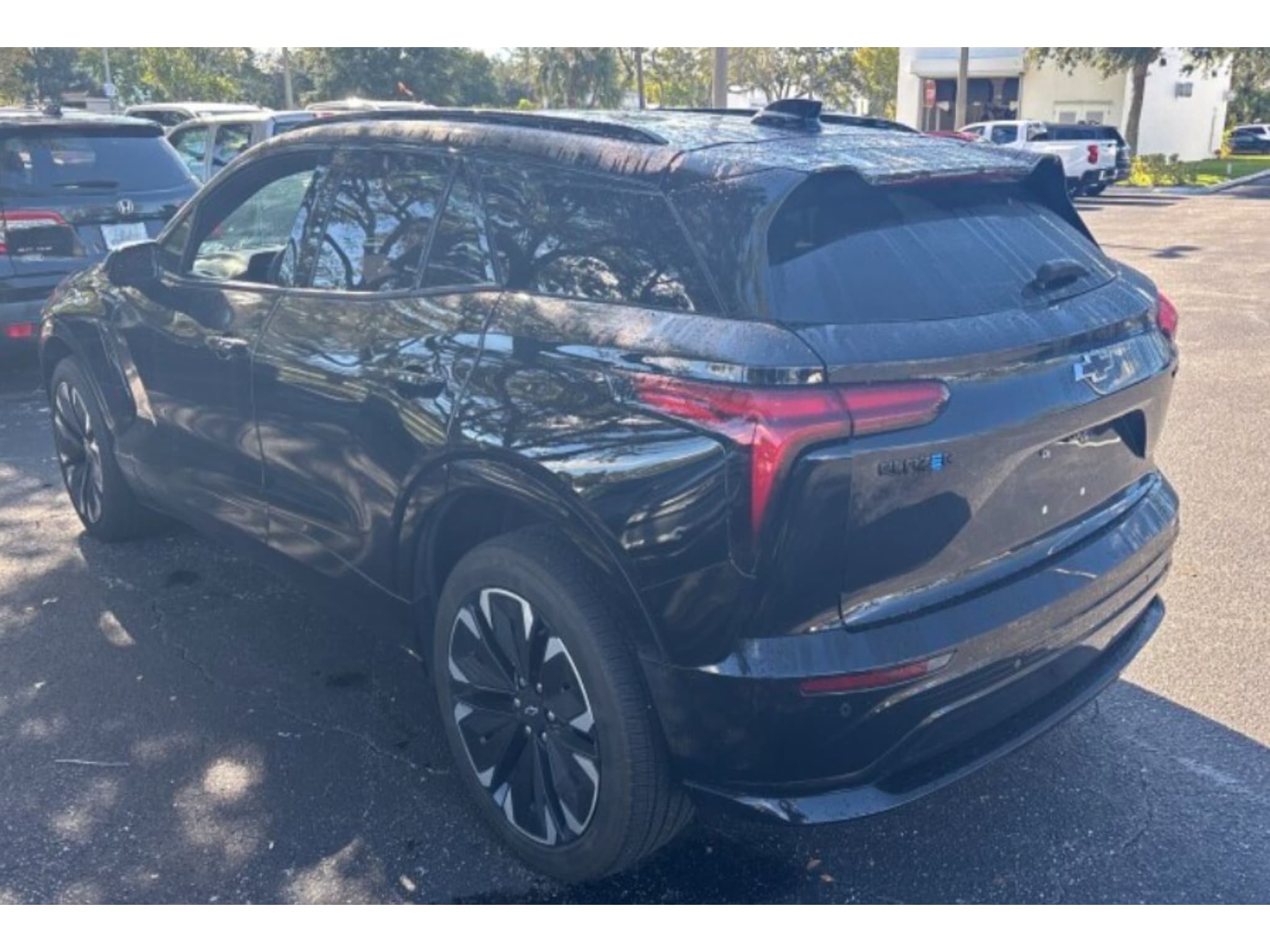 2024 Chevrolet Blazer EV view 4