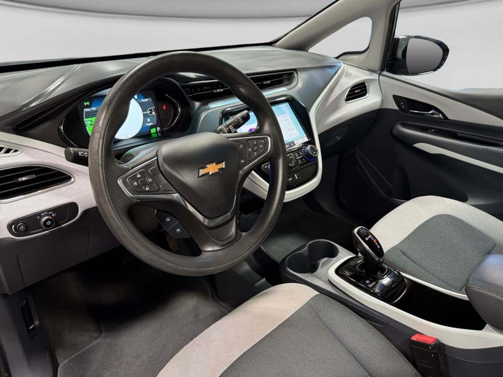 2020 Chevrolet Bolt EV view 17