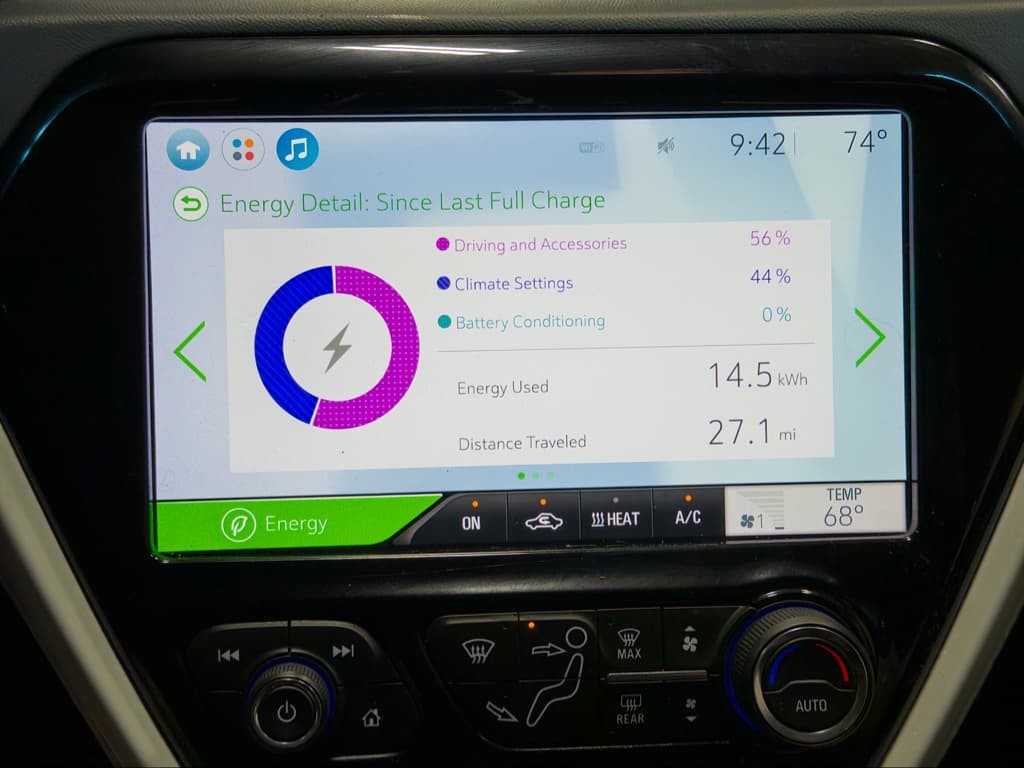 2020 Chevrolet Bolt EV view 10