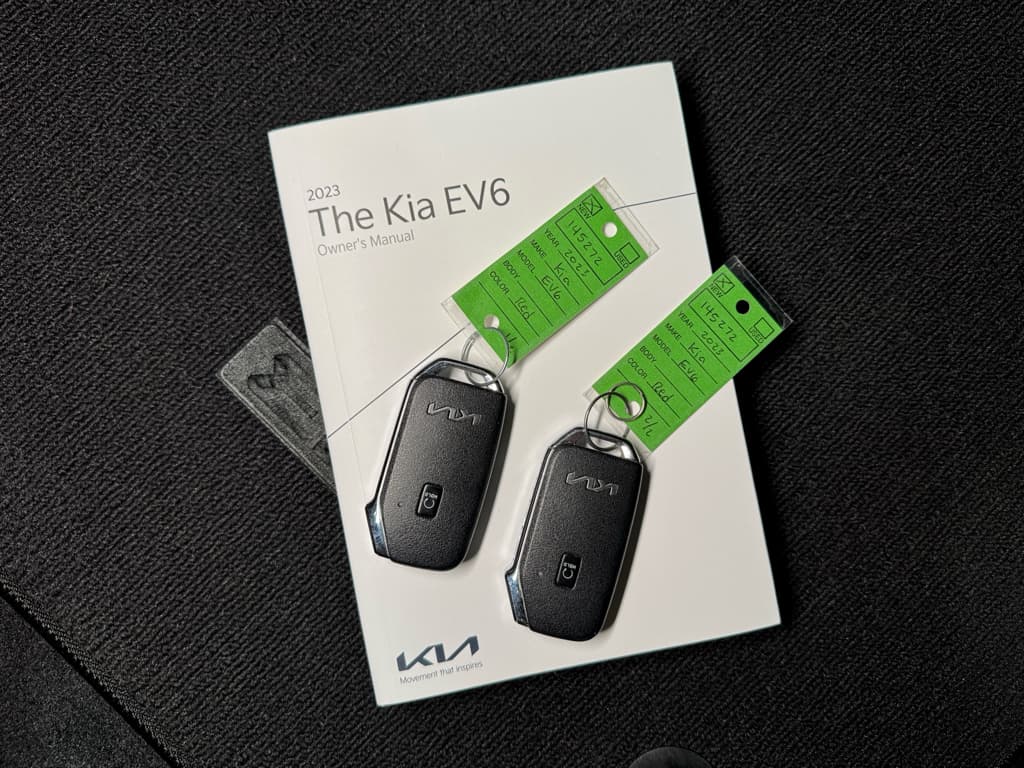 2023 Kia EV6 view 24
