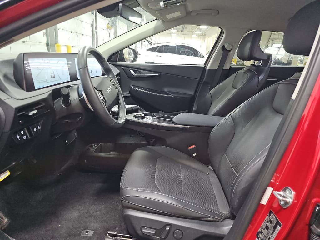 2023 Kia EV6 view 5
