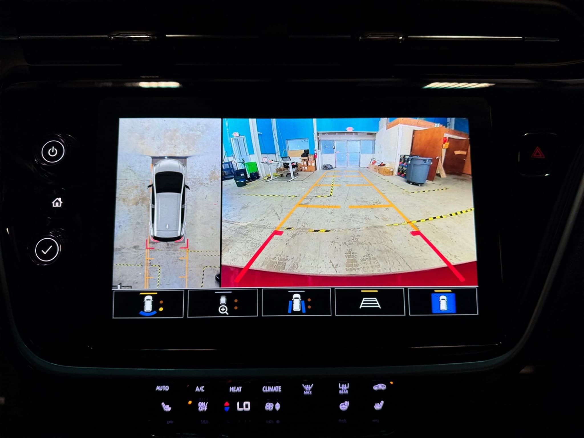 2023 Chevrolet Bolt EV view 15