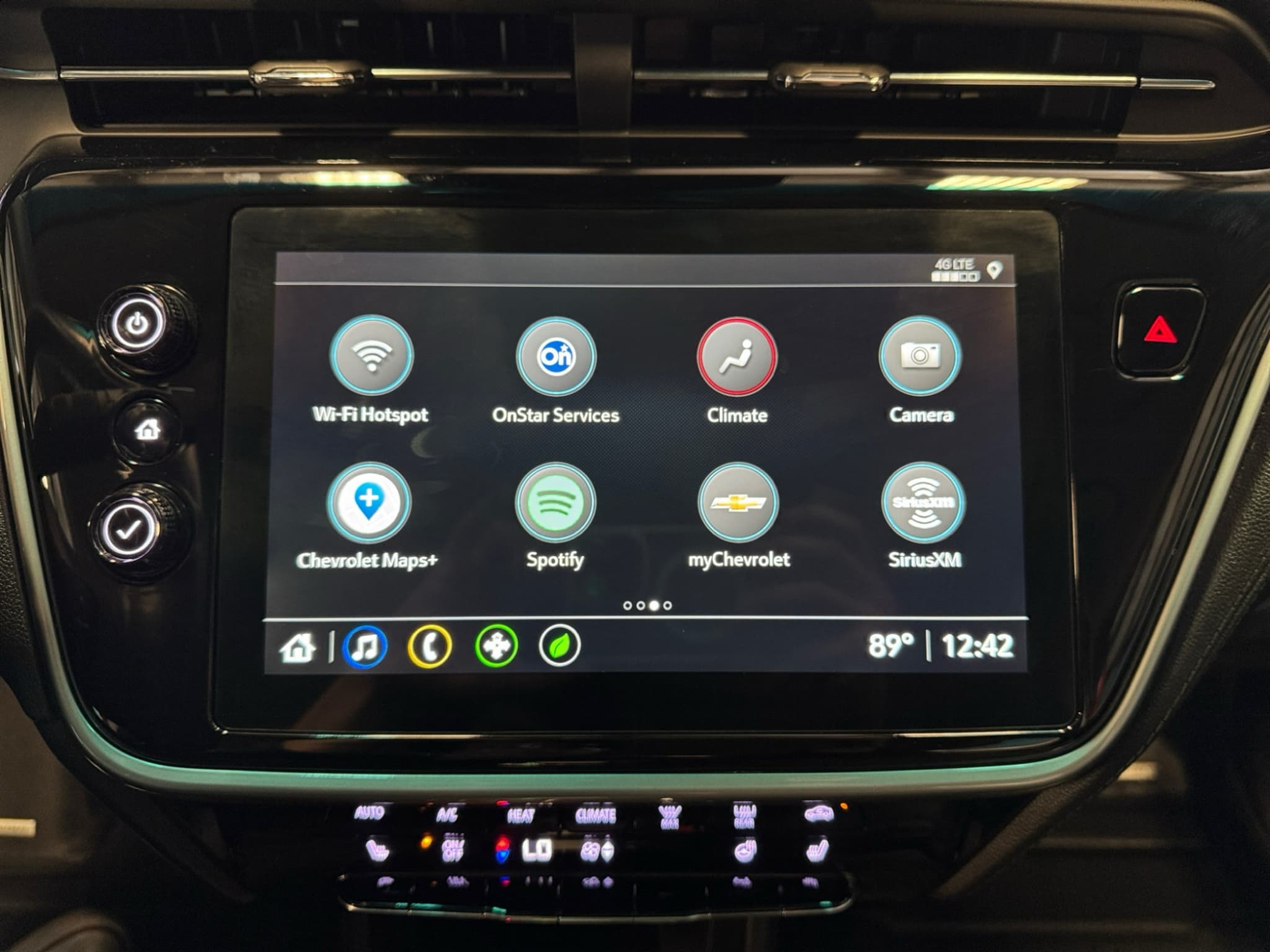 2023 Chevrolet Bolt EV view 12