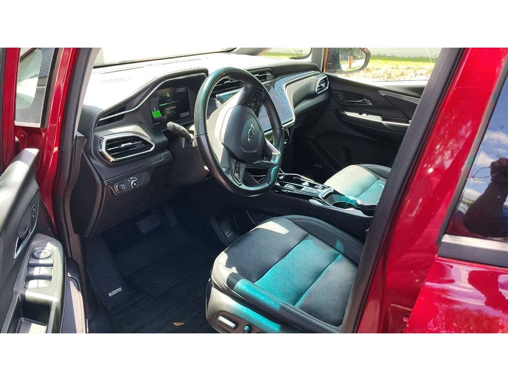 2023 Chevrolet Bolt EV view 7