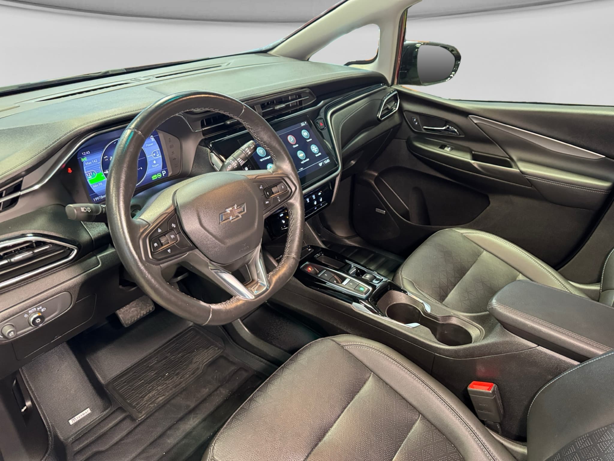 2023 Chevrolet Bolt EV view 19