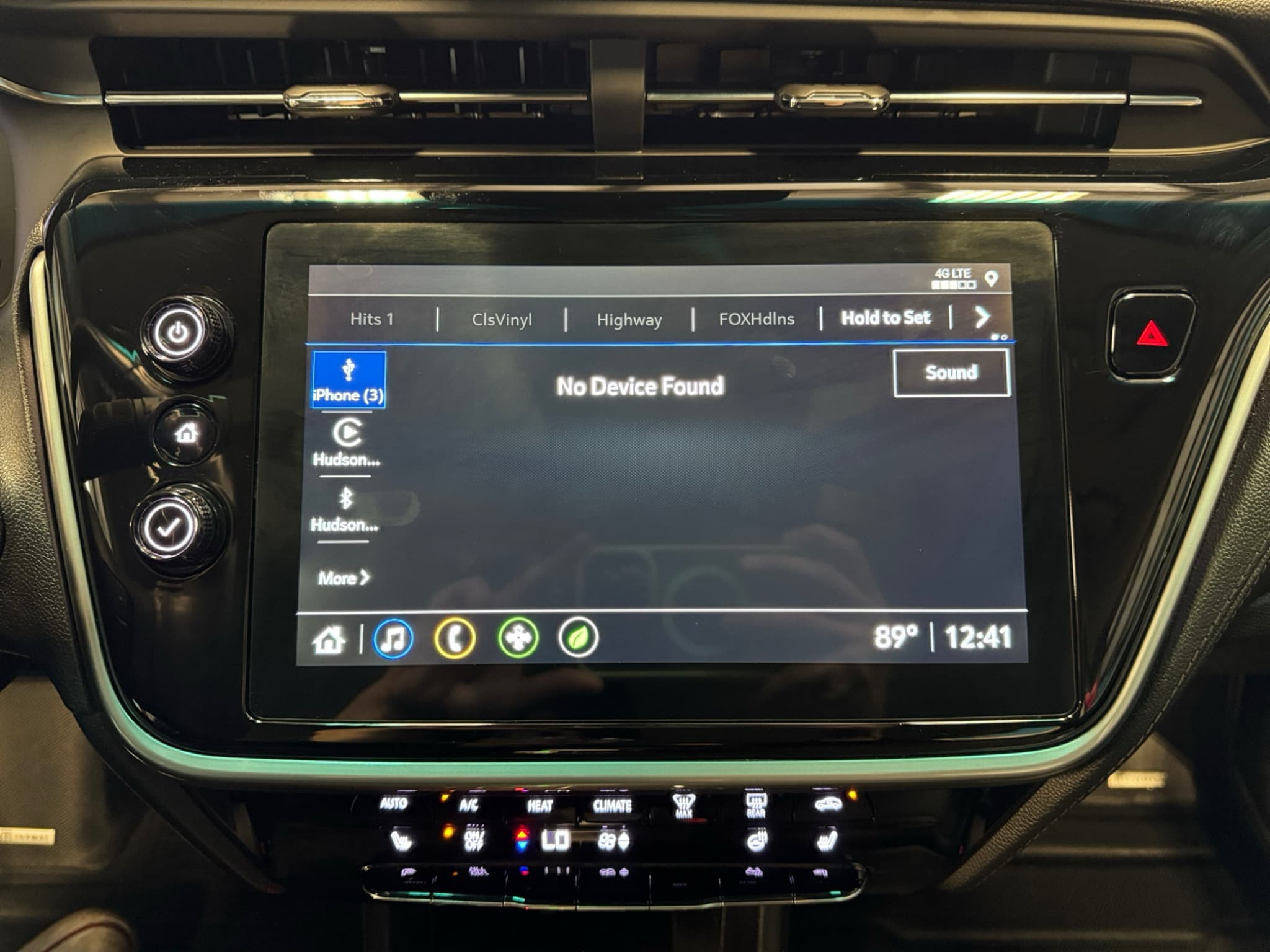 2023 Chevrolet Bolt EV view 13