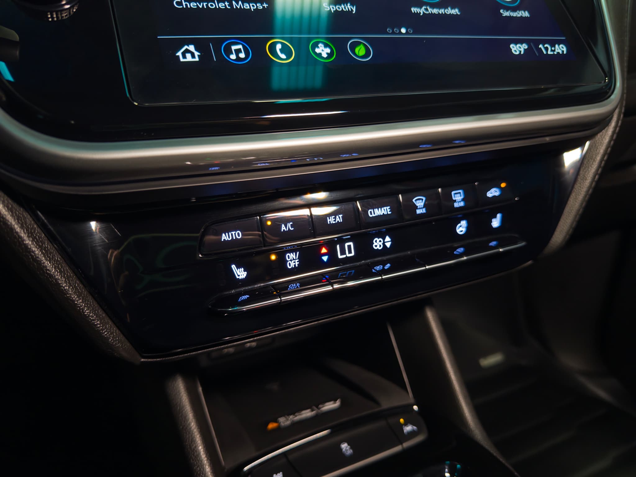 2023 Chevrolet Bolt EV view 16