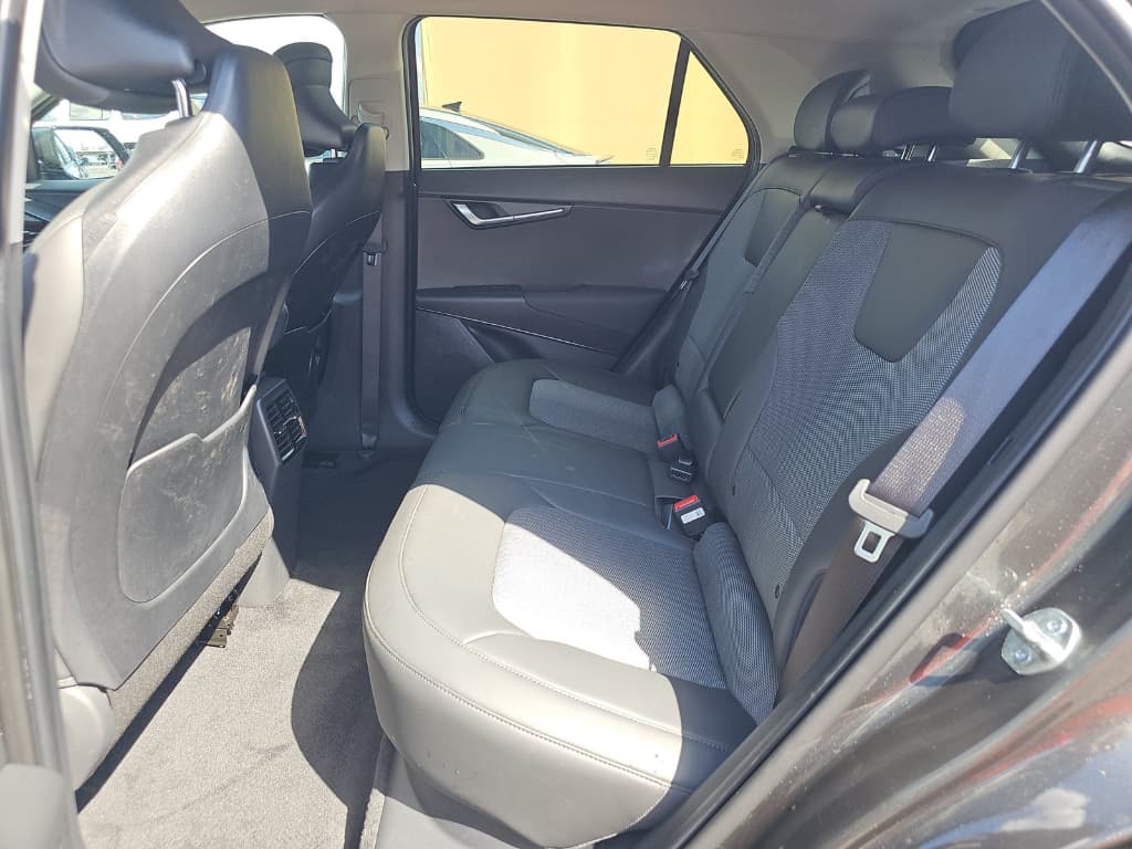 2025 Kia Niro EV view 6
