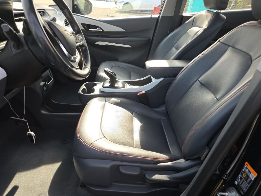 2020 Chevrolet Bolt EV view 5