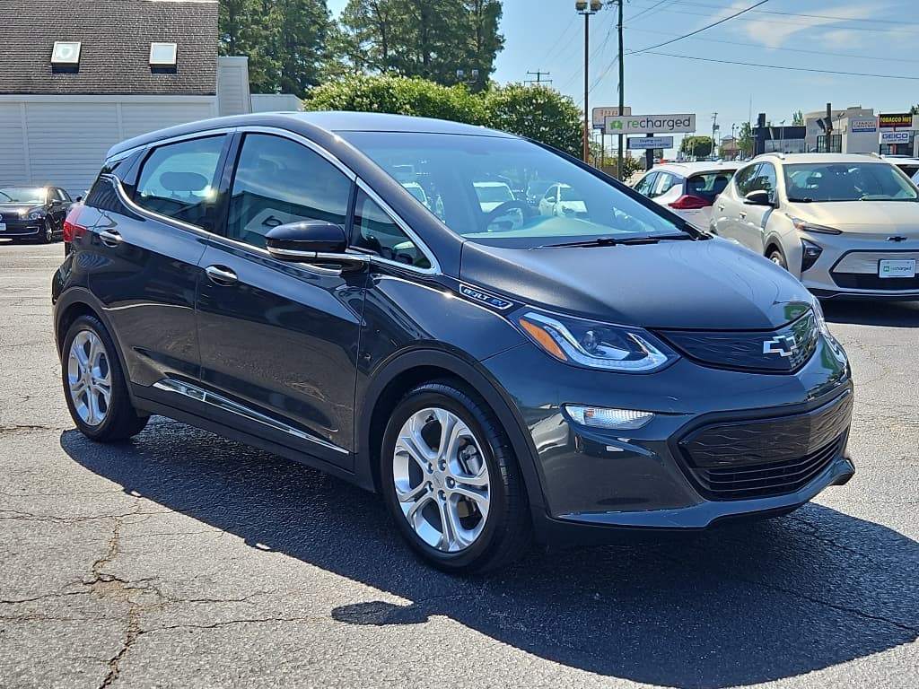 2020 Chevrolet Bolt EV view 4