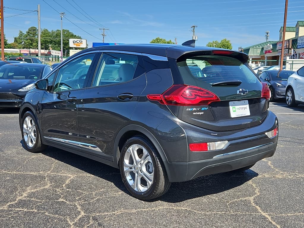 2020 Chevrolet Bolt EV view 2