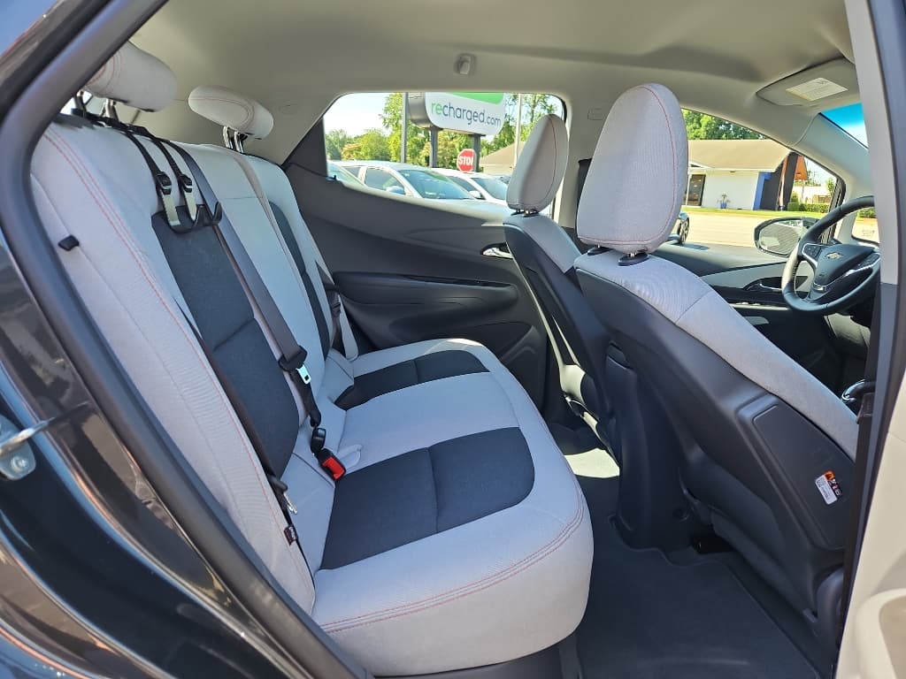 2020 Chevrolet Bolt EV view 21