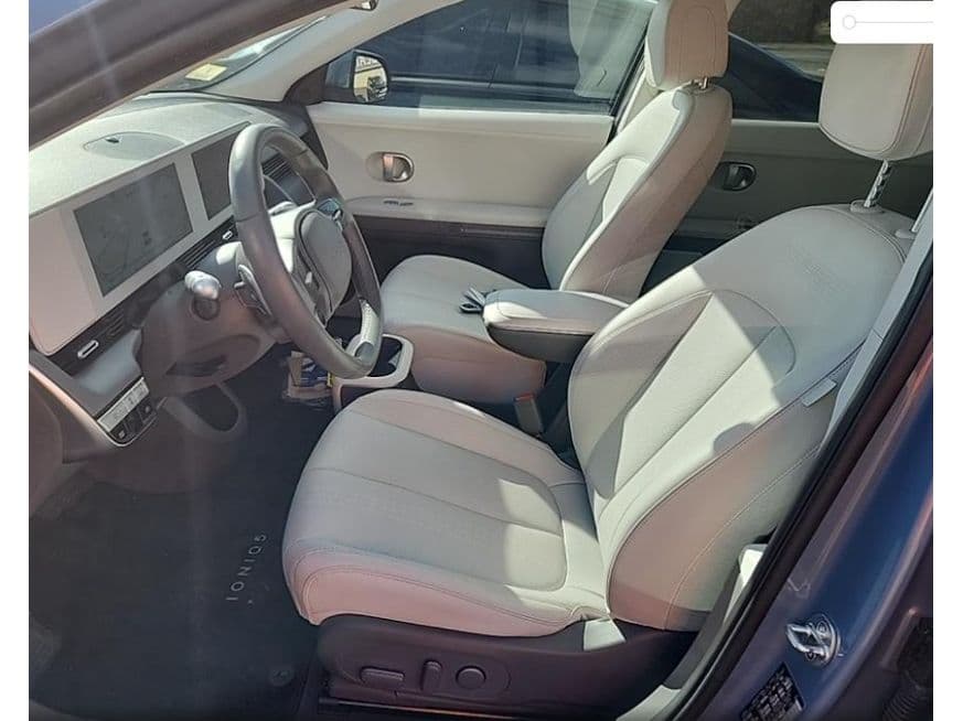 2023 Hyundai IONIQ 5 view 5
