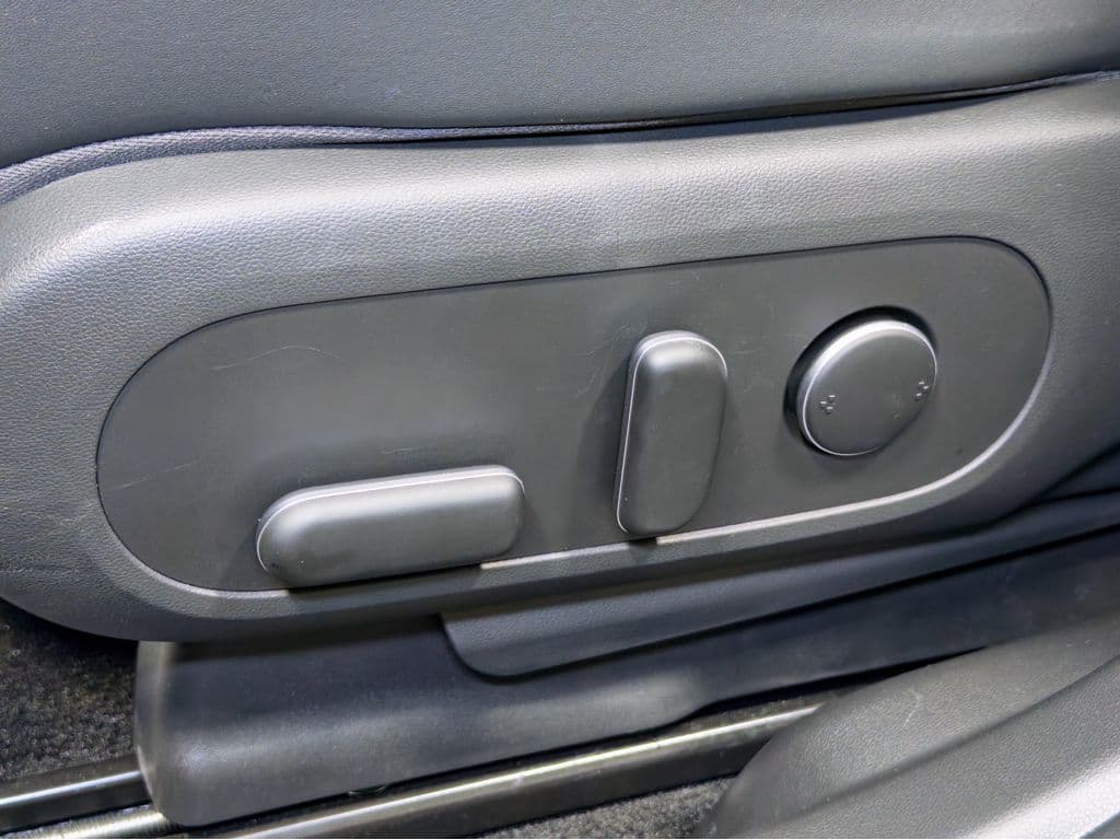 2023 Hyundai IONIQ 5 view 7