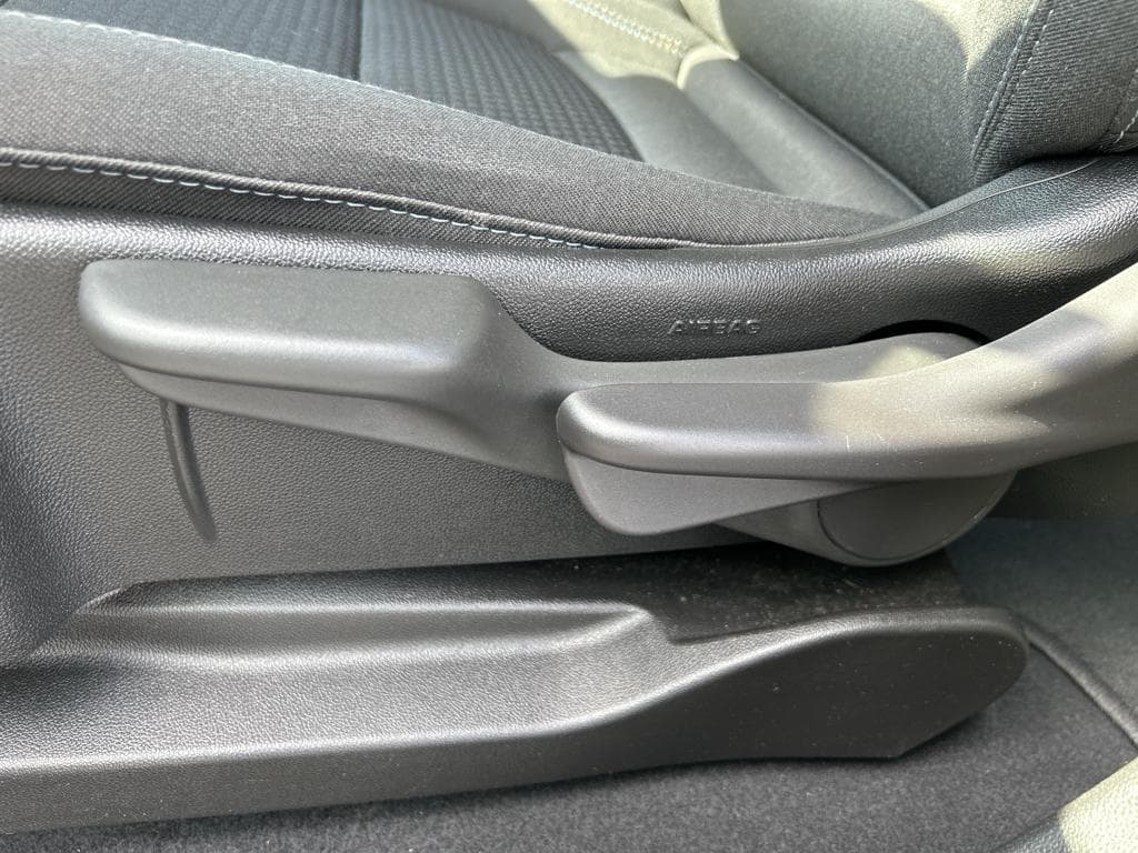 2023 Chevrolet Bolt EV view 7