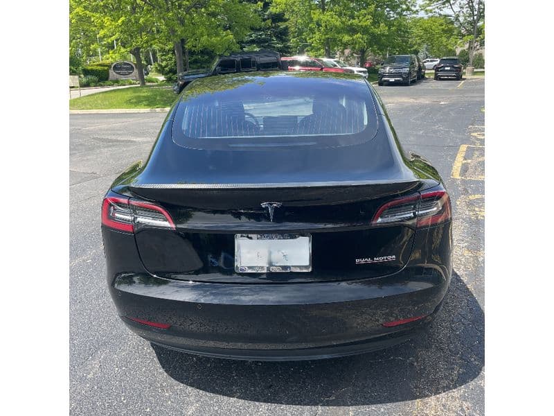 2018 Tesla Model 3 view 4