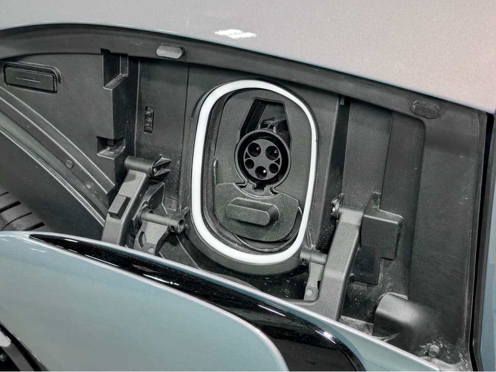 2025 Chevrolet Blazer EV view 5