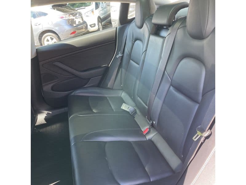 2018 Tesla Model 3 view 6