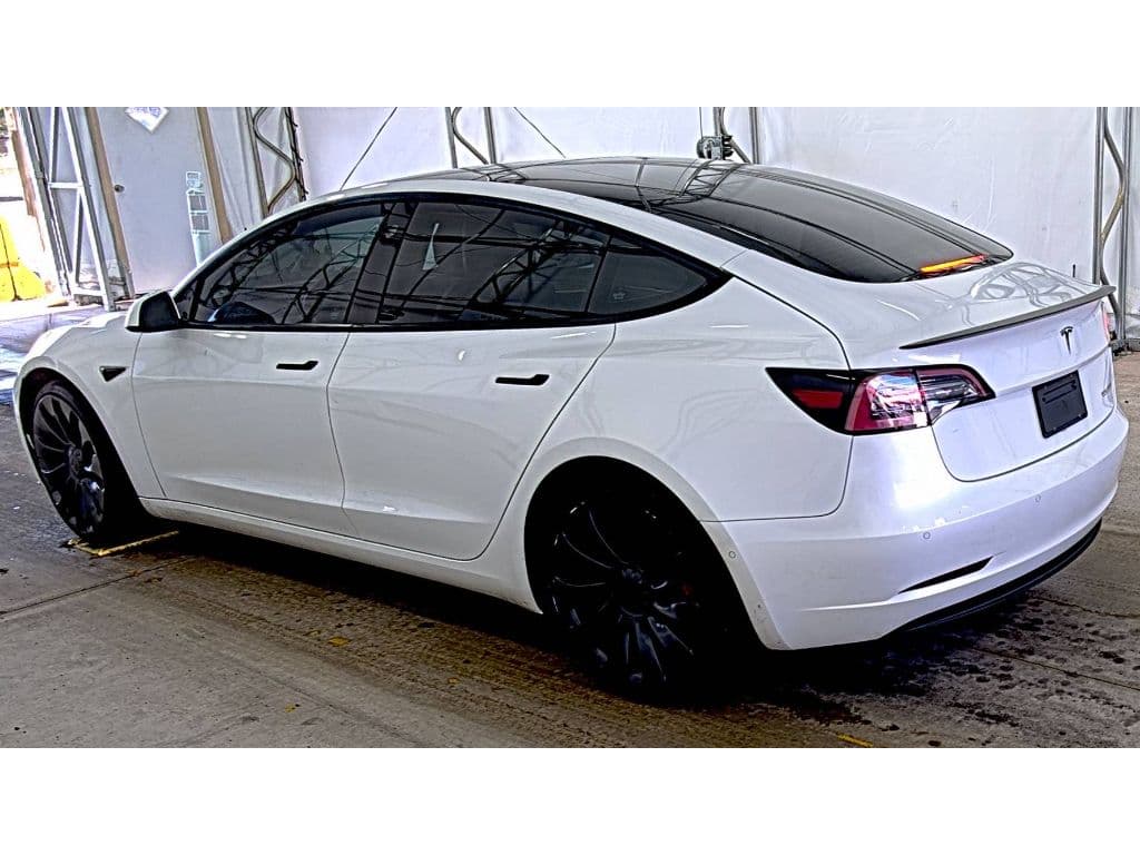 2022 Tesla Model 3 view 4