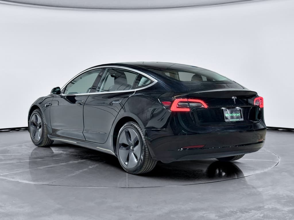 2018 Tesla Model 3 view 2