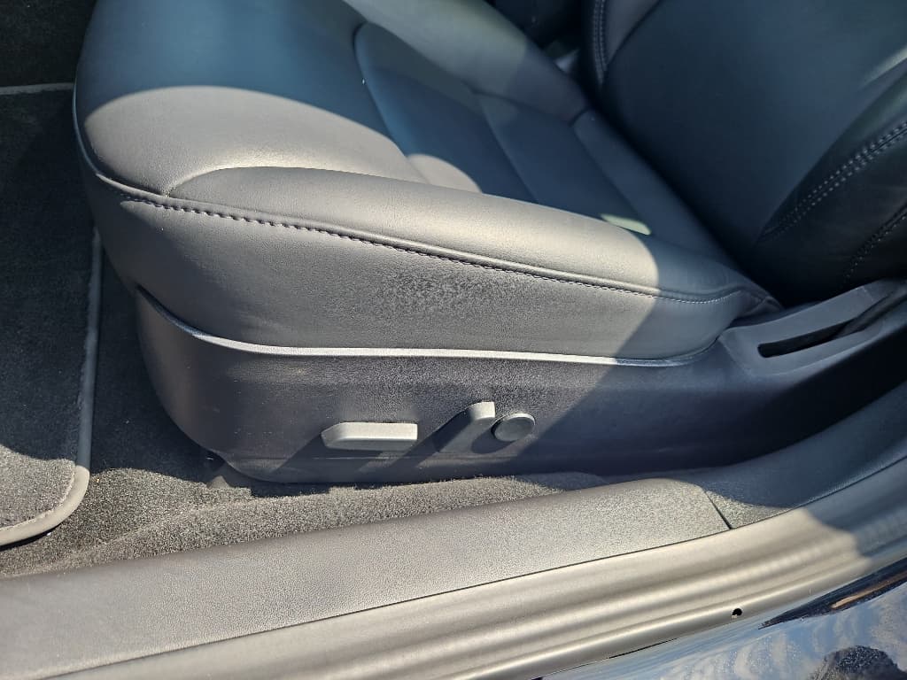 2018 Tesla Model 3 view 7