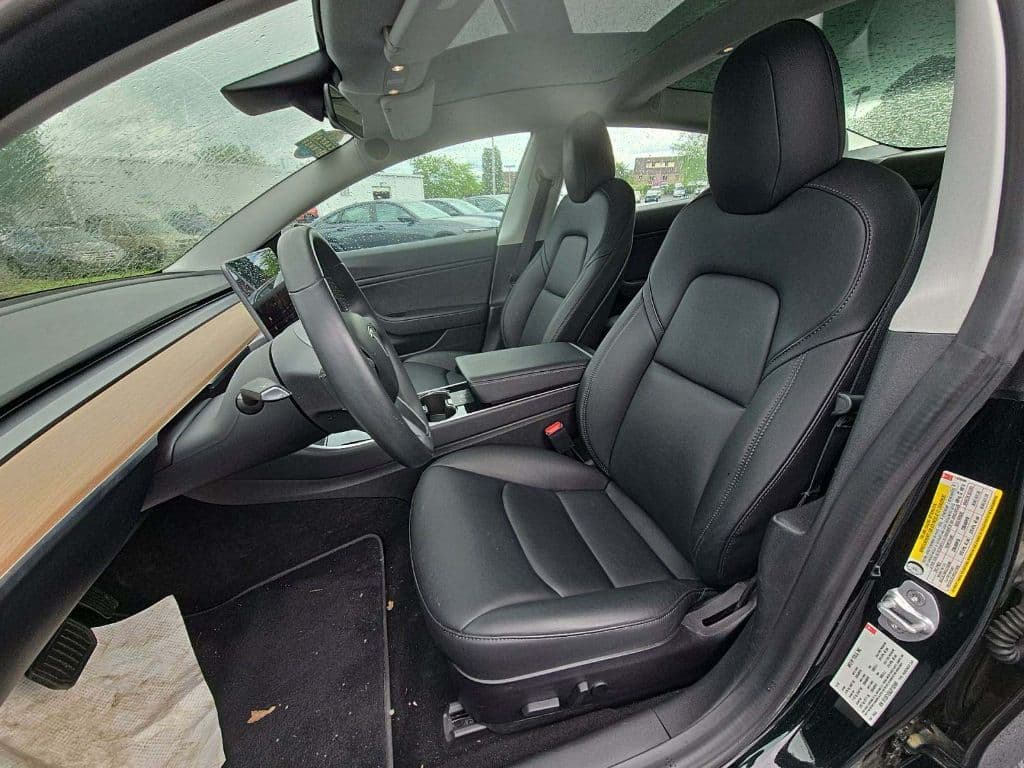 2018 Tesla Model 3 view 5