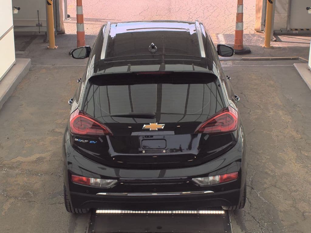 2017 Chevrolet Bolt EV view 5