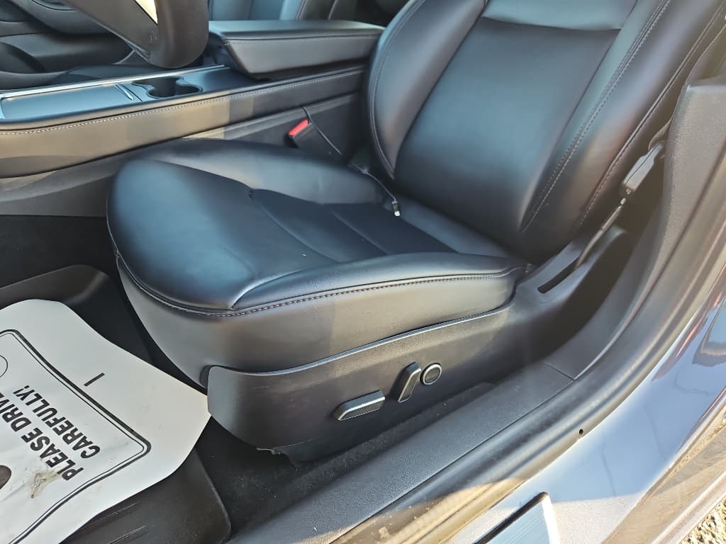 2022 Tesla Model 3 view 7