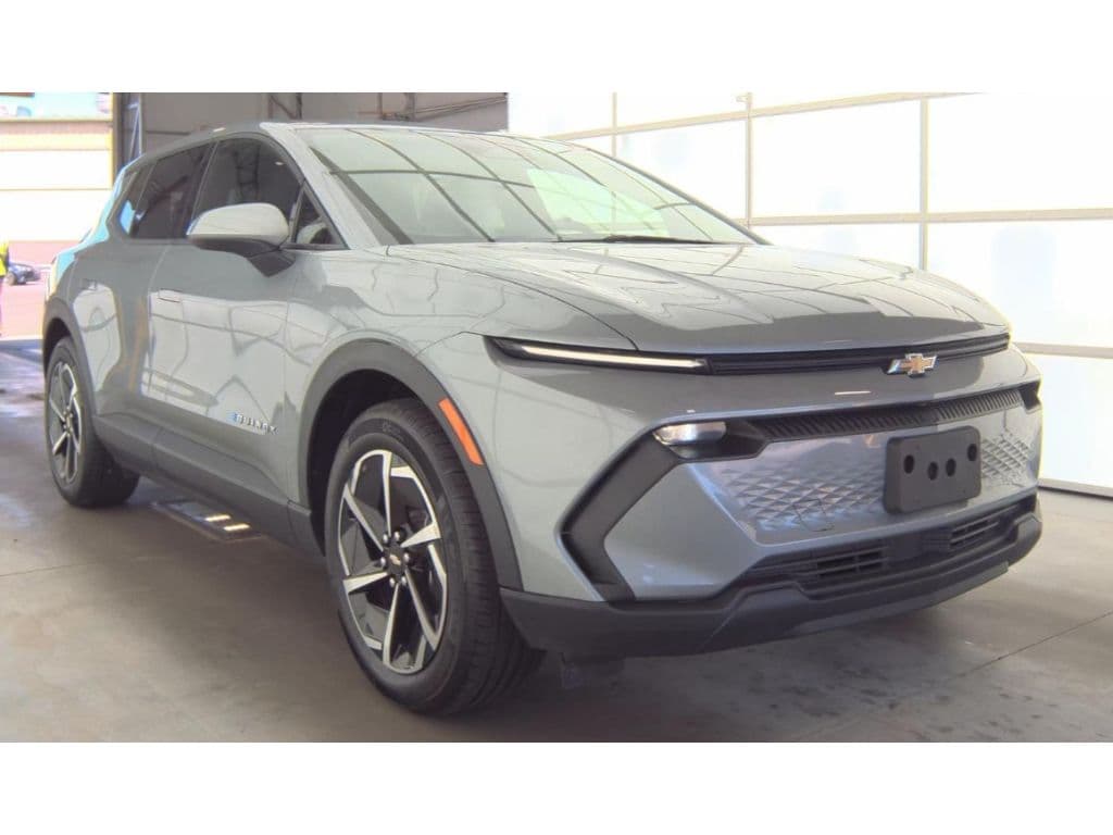 2025 Chevrolet Equinox EV view 2