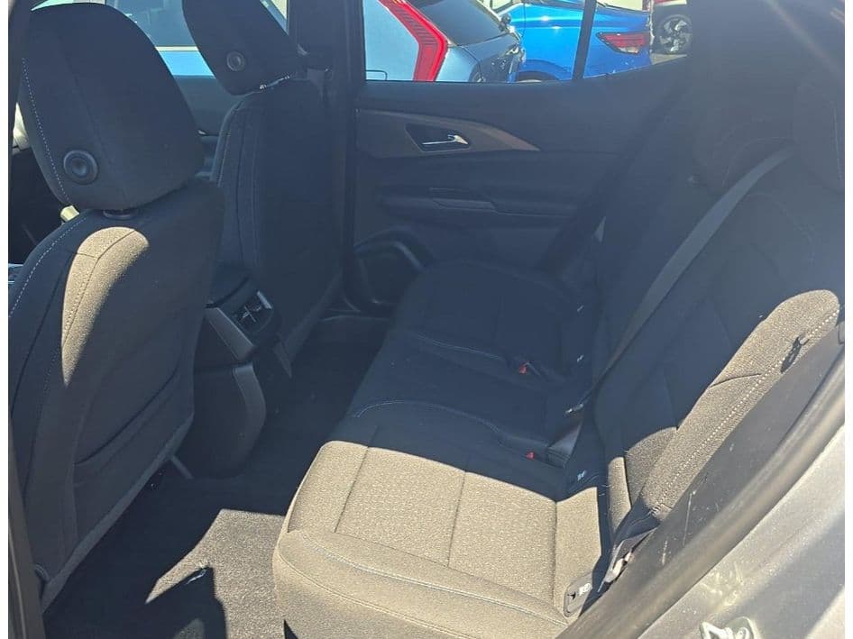 2025 Chevrolet Equinox EV view 6