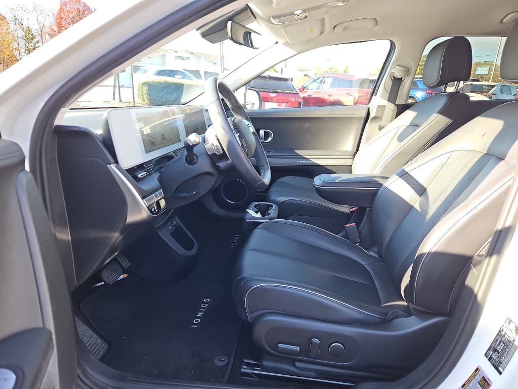 2023 Hyundai IONIQ 5 view 5