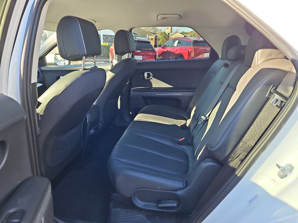 2023 Hyundai IONIQ 5 view 8