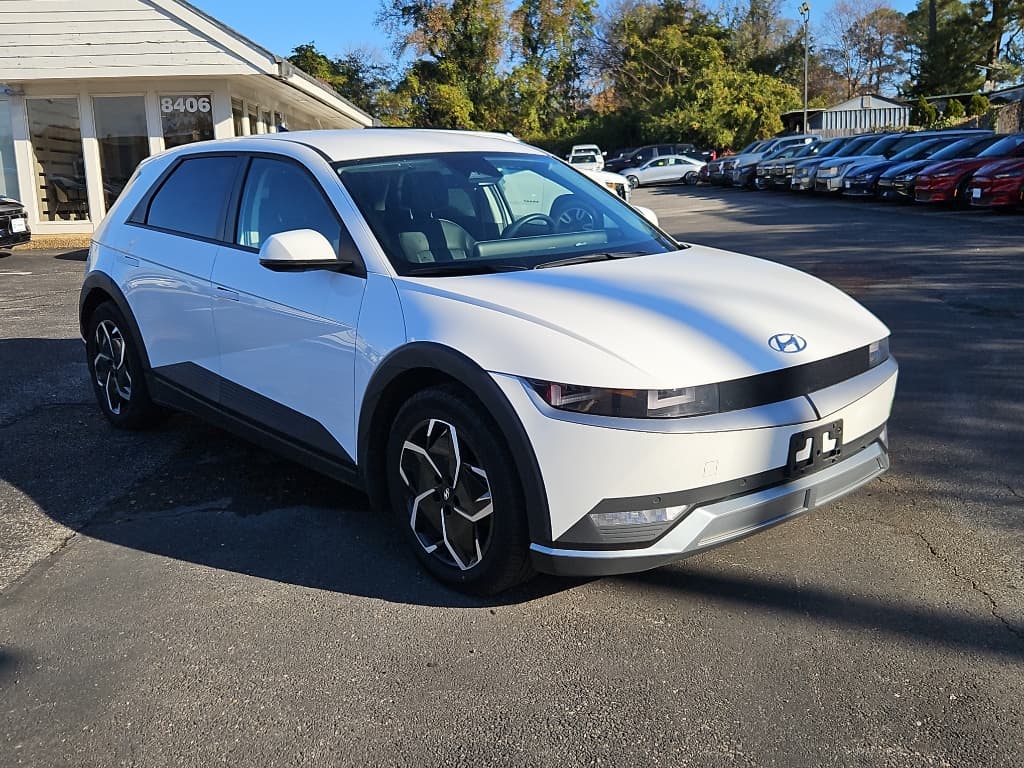 2023 Hyundai IONIQ 5 view 4