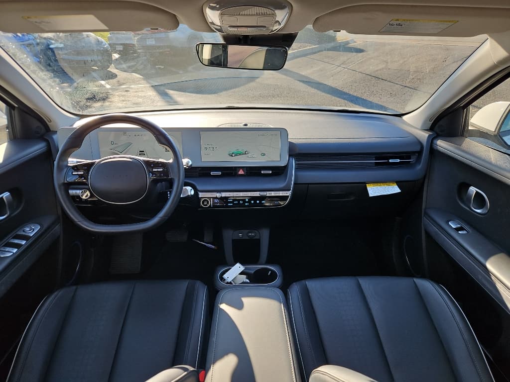 2023 Hyundai IONIQ 5 view 9