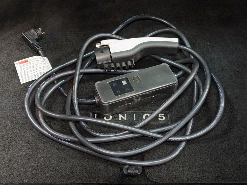 2023 Hyundai IONIQ 5 view 6