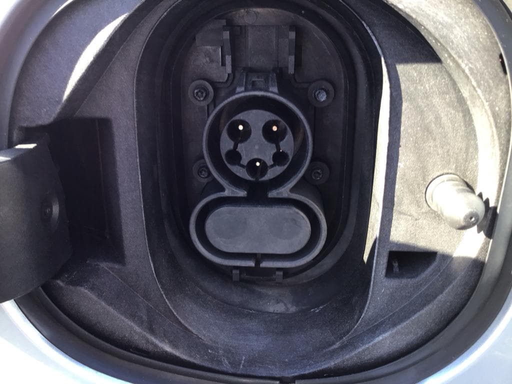 2017 Chevrolet Bolt EV view 6