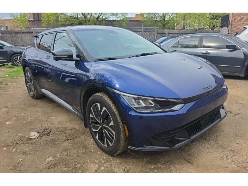 2023 Kia EV6 view 3