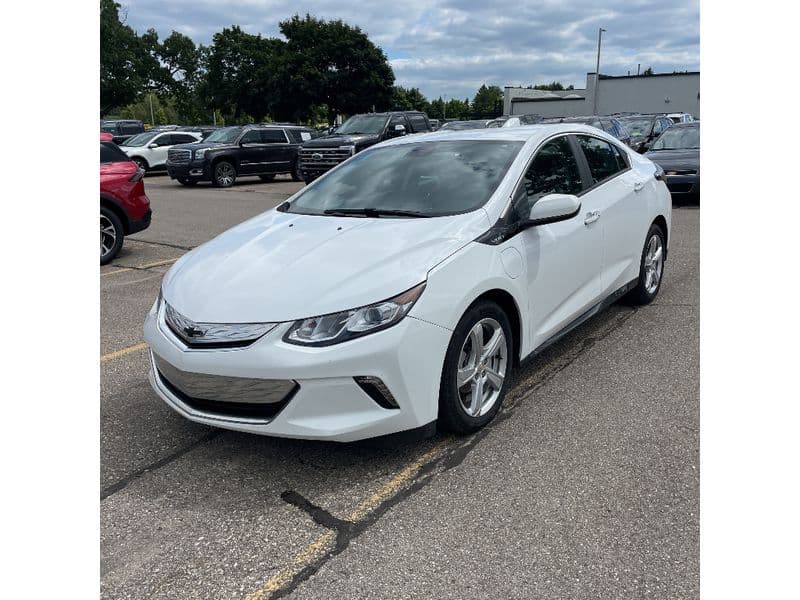 2018 Chevrolet Volt view 1
